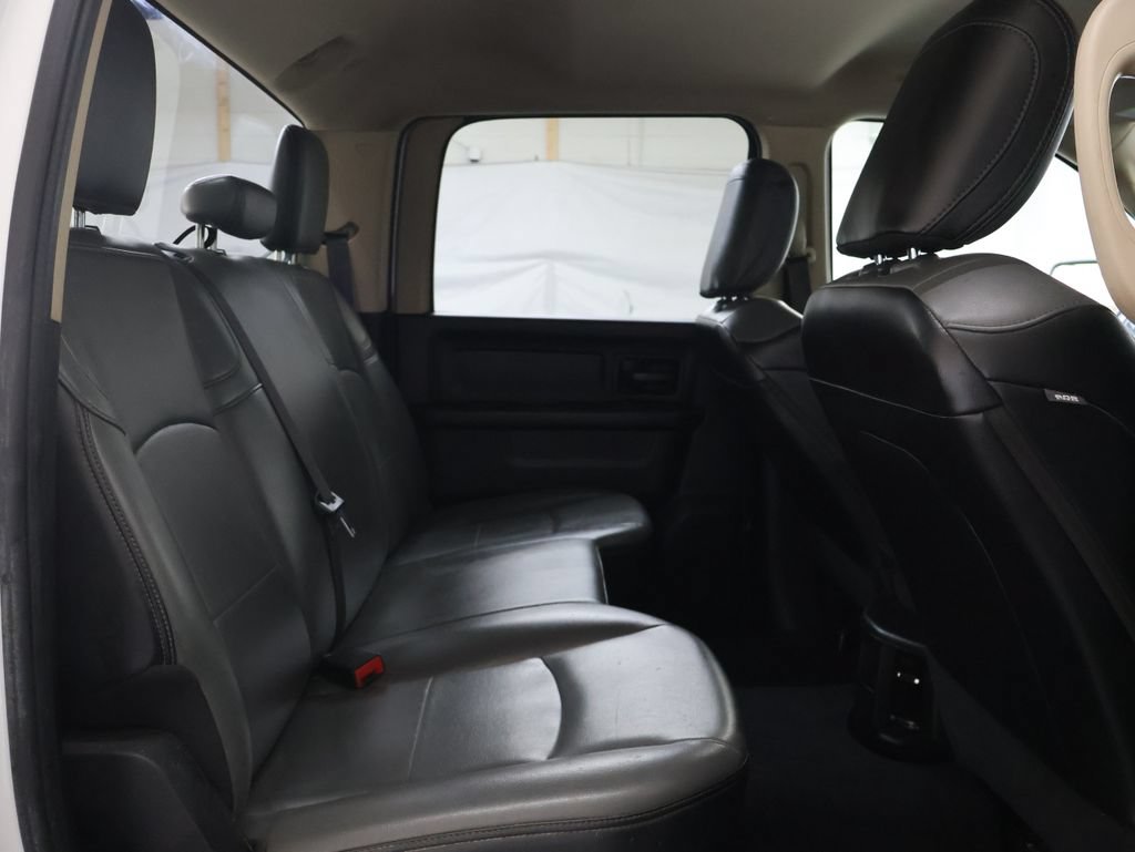 Used 2020 RAM 2500 Tradesman w/ Chrome Appearance Group RWD image 12