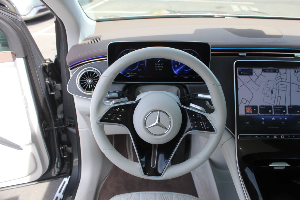 Used 2023 Mercedes-Benz EQS 450+ SUV image 23