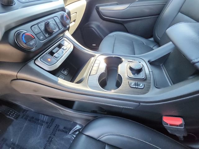 Used 2023 GMC Acadia SLT image 24