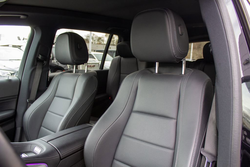 Used 2025 Mercedes-Benz GLS 450 4MATIC image 10