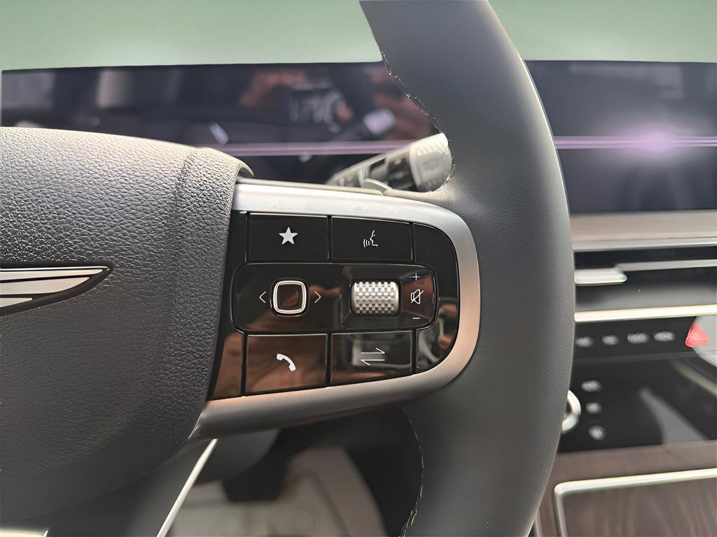 Used 2025 Genesis GV80 2.5T Prestige image 35