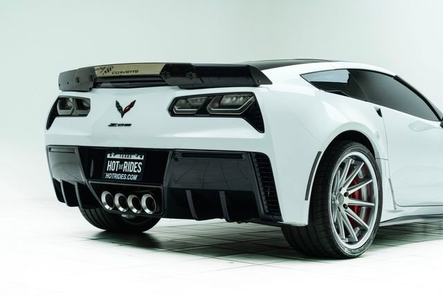 Used 2016 Chevrolet Corvette Z06 w/ 3LZ Preferred Equipment Group image 15