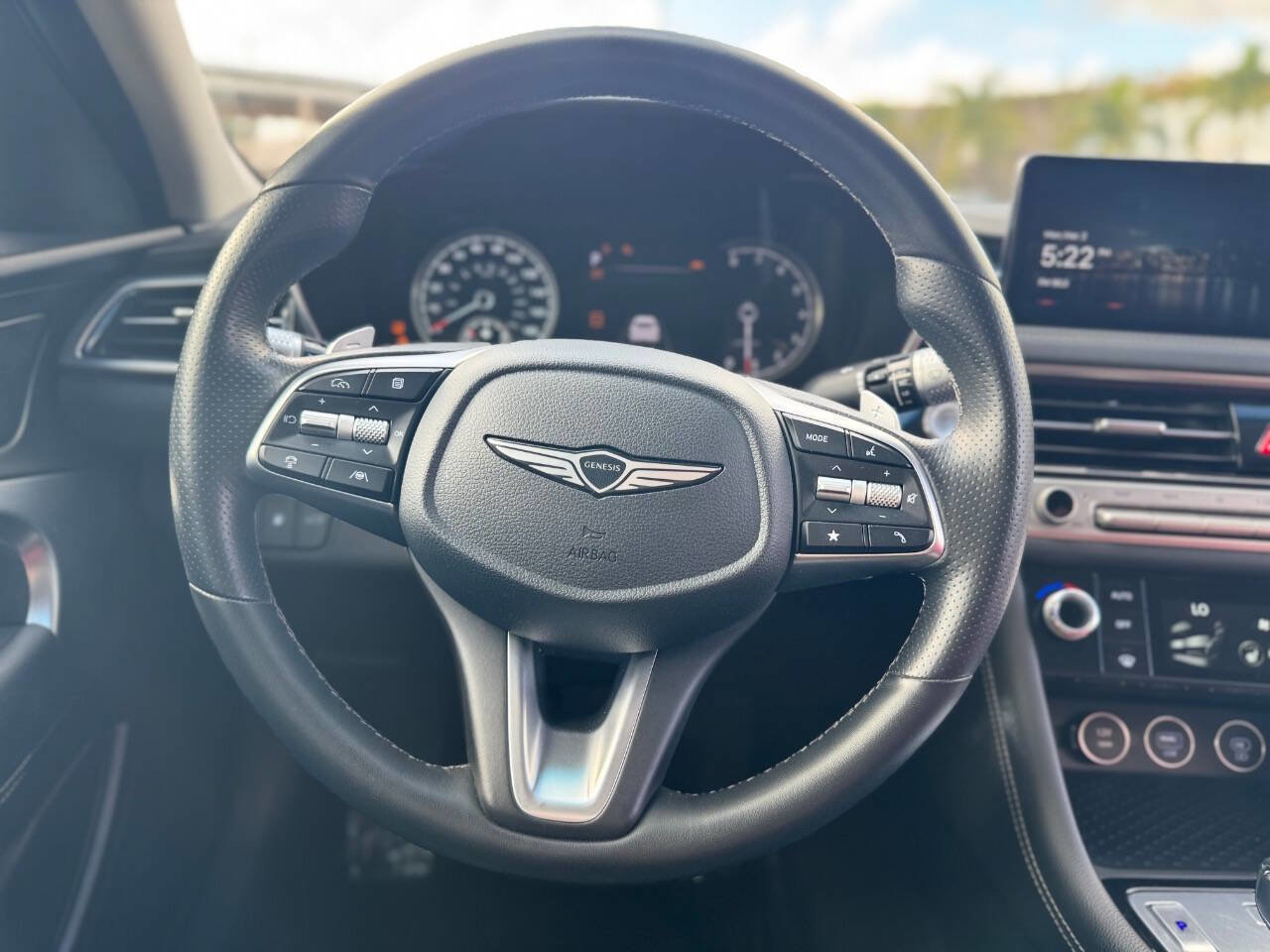 Used 2025 Genesis G70 2.5T image 26