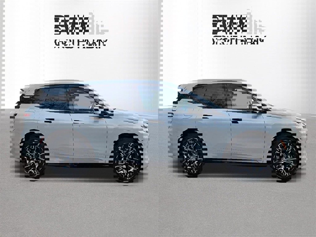 New 2026 BMW iX xDrive60 image 3