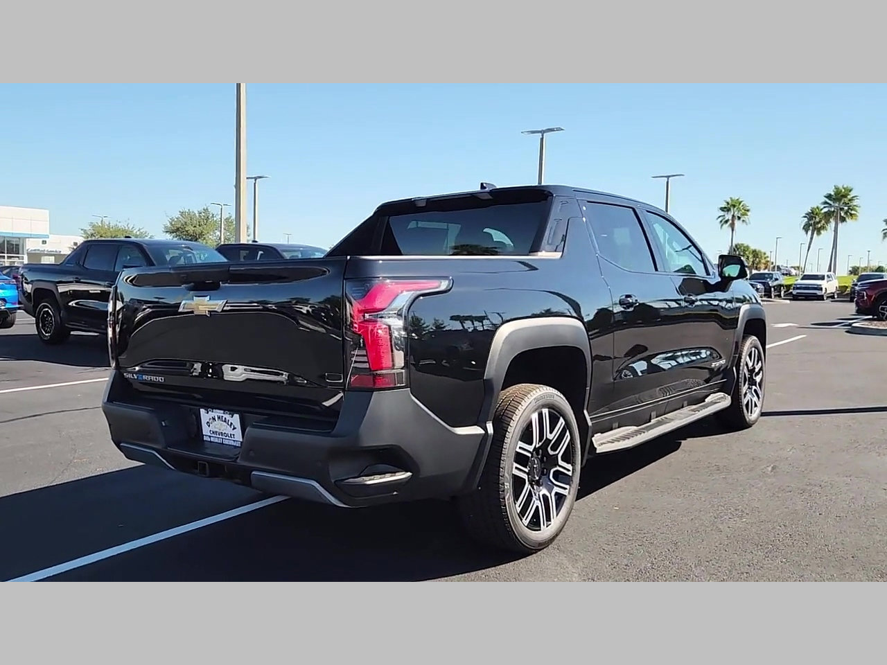 New 2026 Chevrolet Silverado EV LT image 19