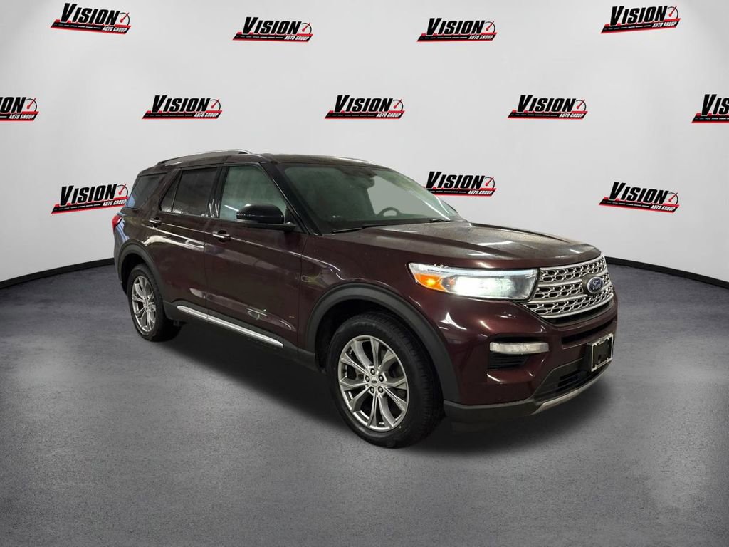 Used 2022 Ford Explorer Limited w/ Equipment Group 301A image 3