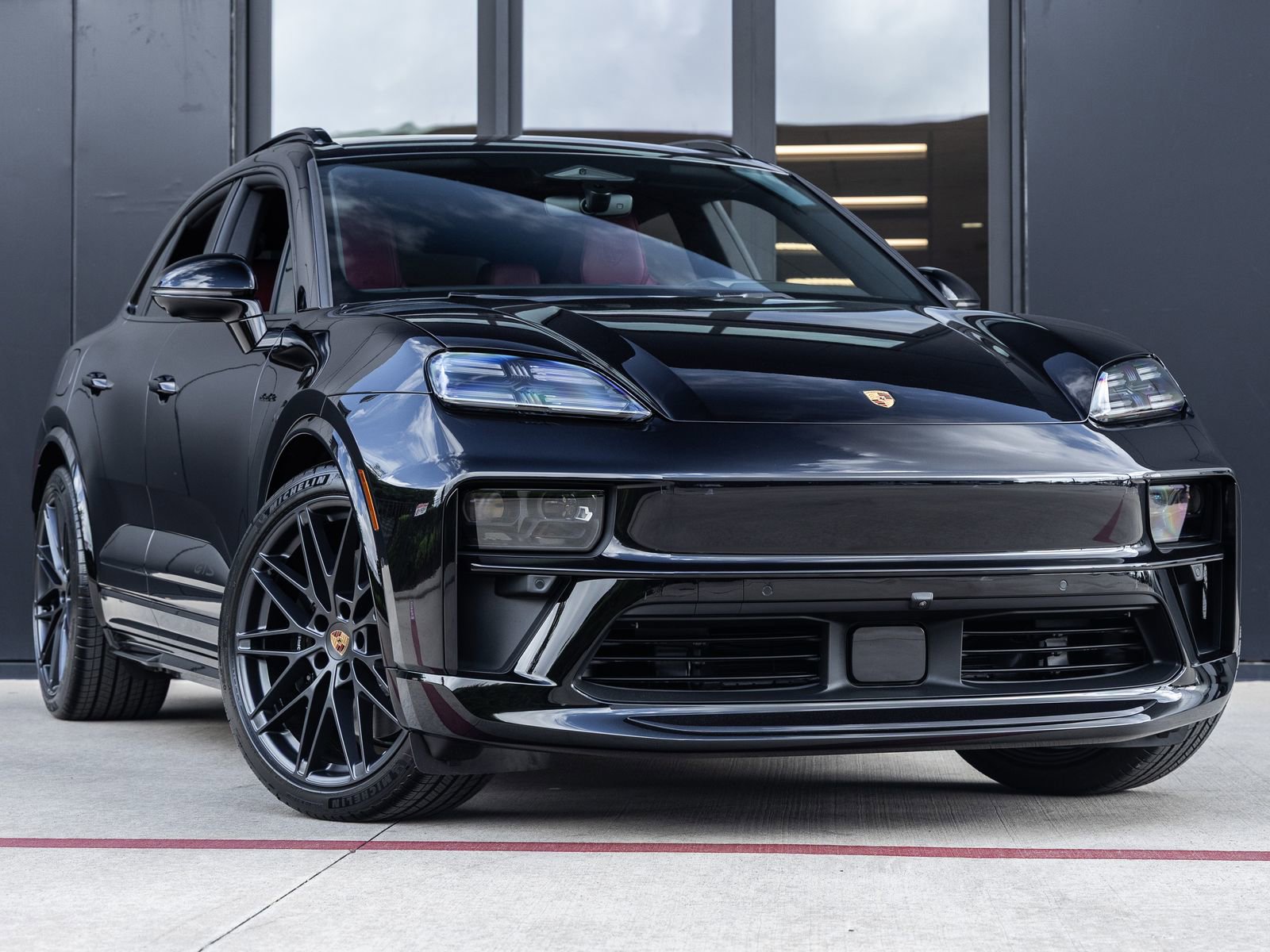 New 2026 Porsche Macan GTS Electric AWD/4WD image 6