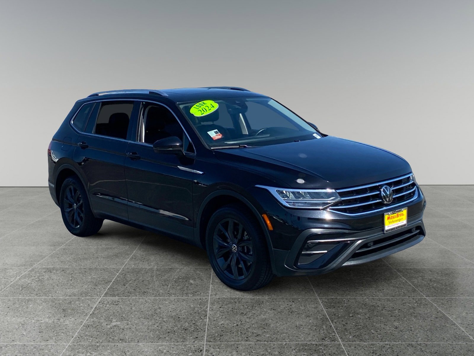 Used 2024 Volkswagen Tiguan SE image 7
