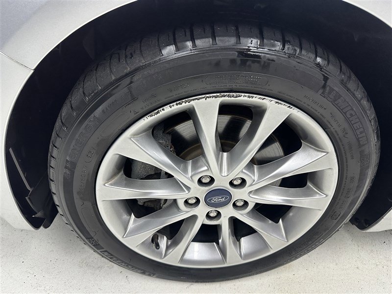 Used 2017 Ford Fusion Energi SE image 15