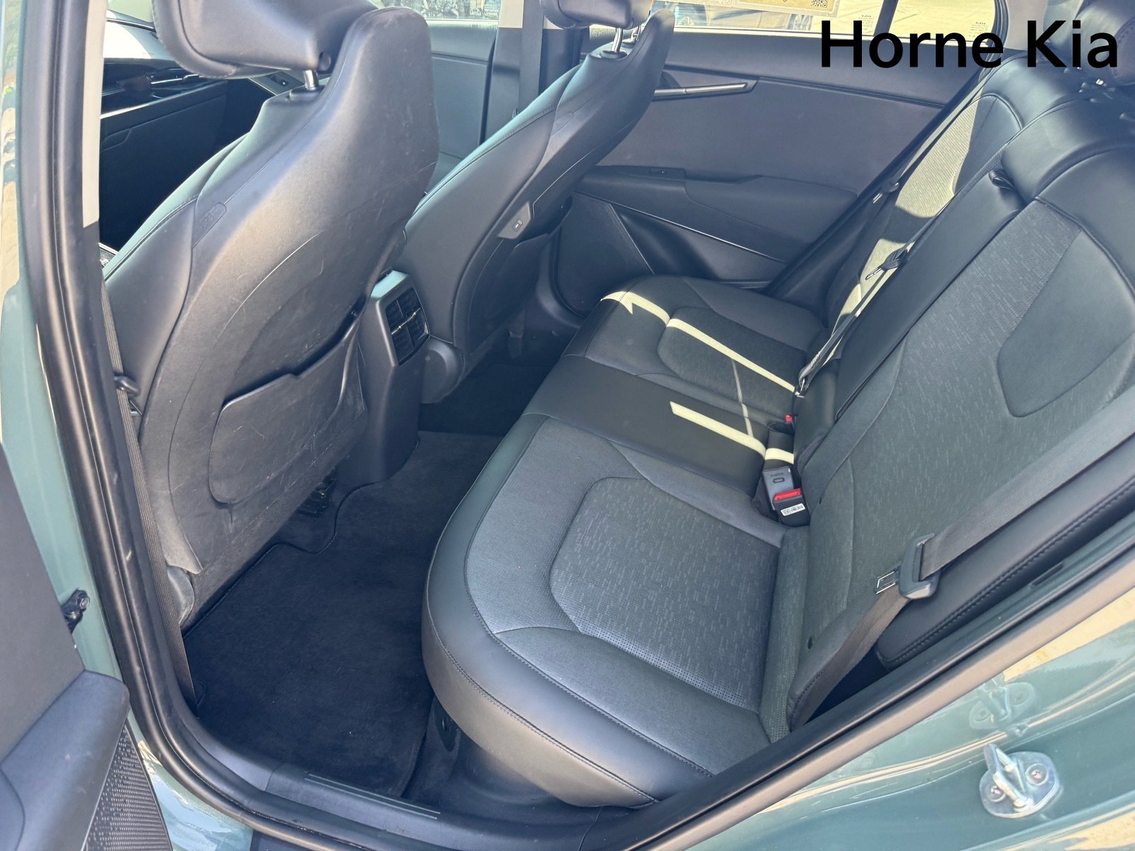 Certified 2023 Kia Niro SX Touring FWD image 12