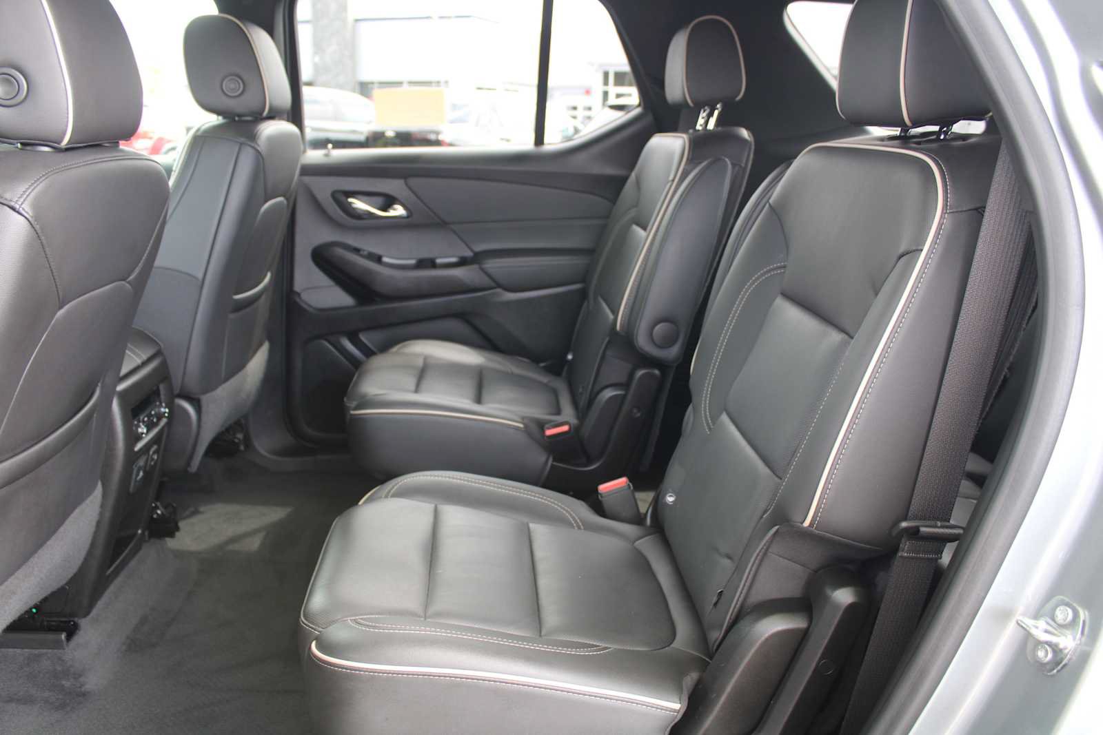 Certified 2023 Chevrolet Traverse Premier AWD/4WD image 11