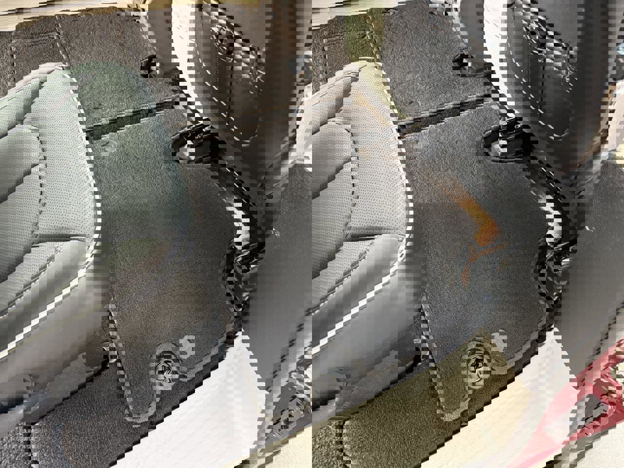 Used 2022 Chrysler Pacifica Limited w/ Uconnect Theater Family Group image 59