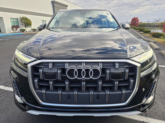 Used 2025 Audi Q7 3.0T Premium Plus image 11