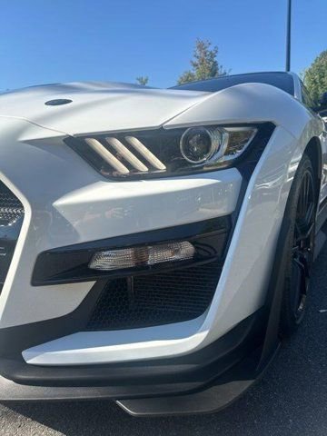 Used 2020 Ford Mustang Shelby GT500 w/ Technology Package image 15