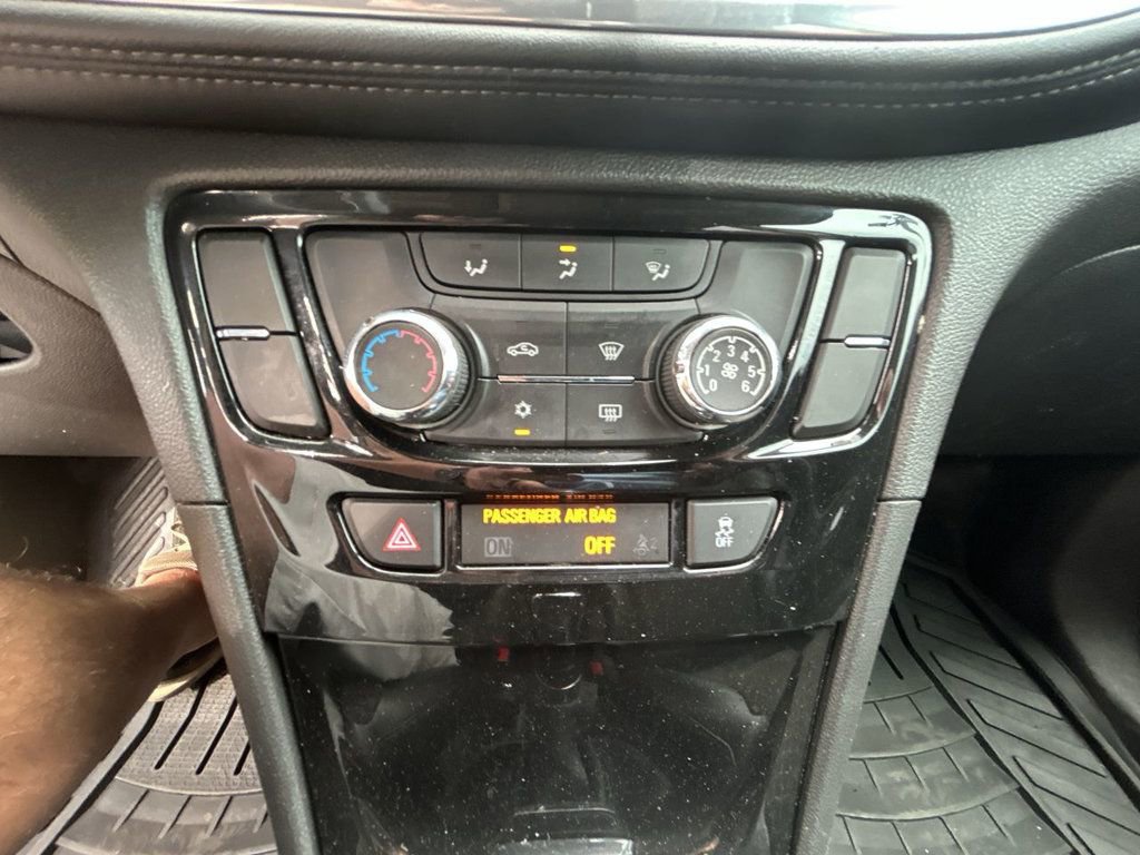 Used 2019 Buick Encore Preferred FWD image 19