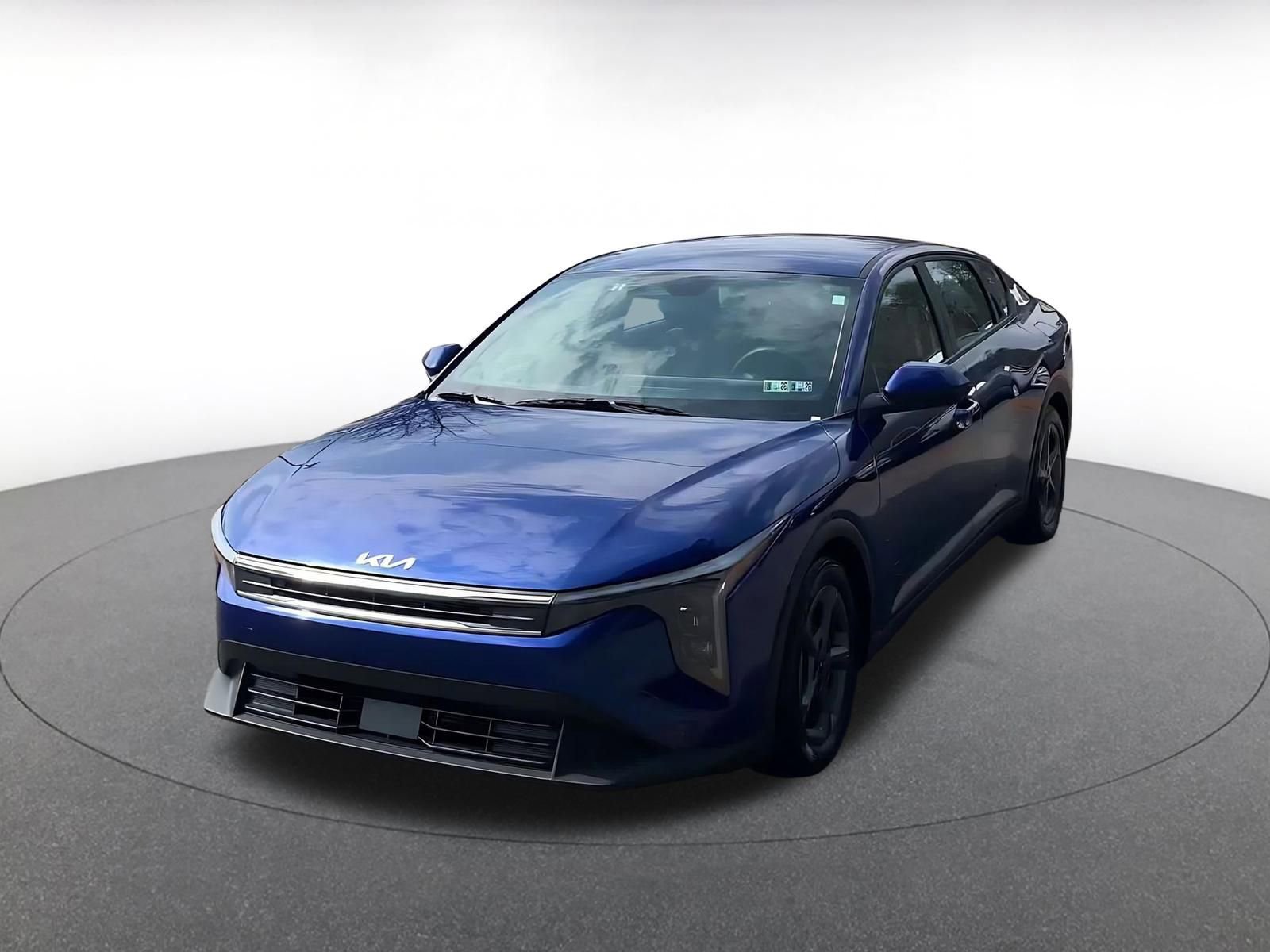 Used 2025 Kia K4 LXS image 7