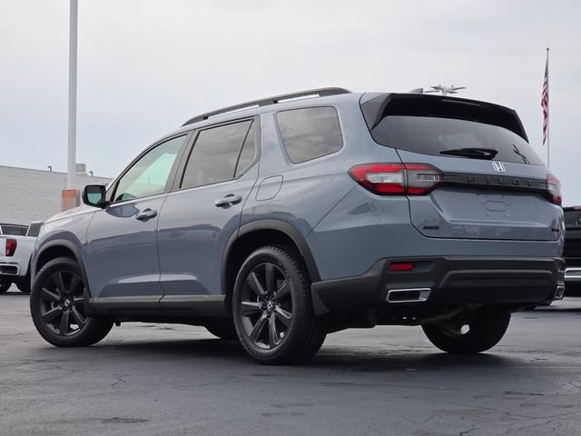 Used 2025 Honda Pilot Sport image 14