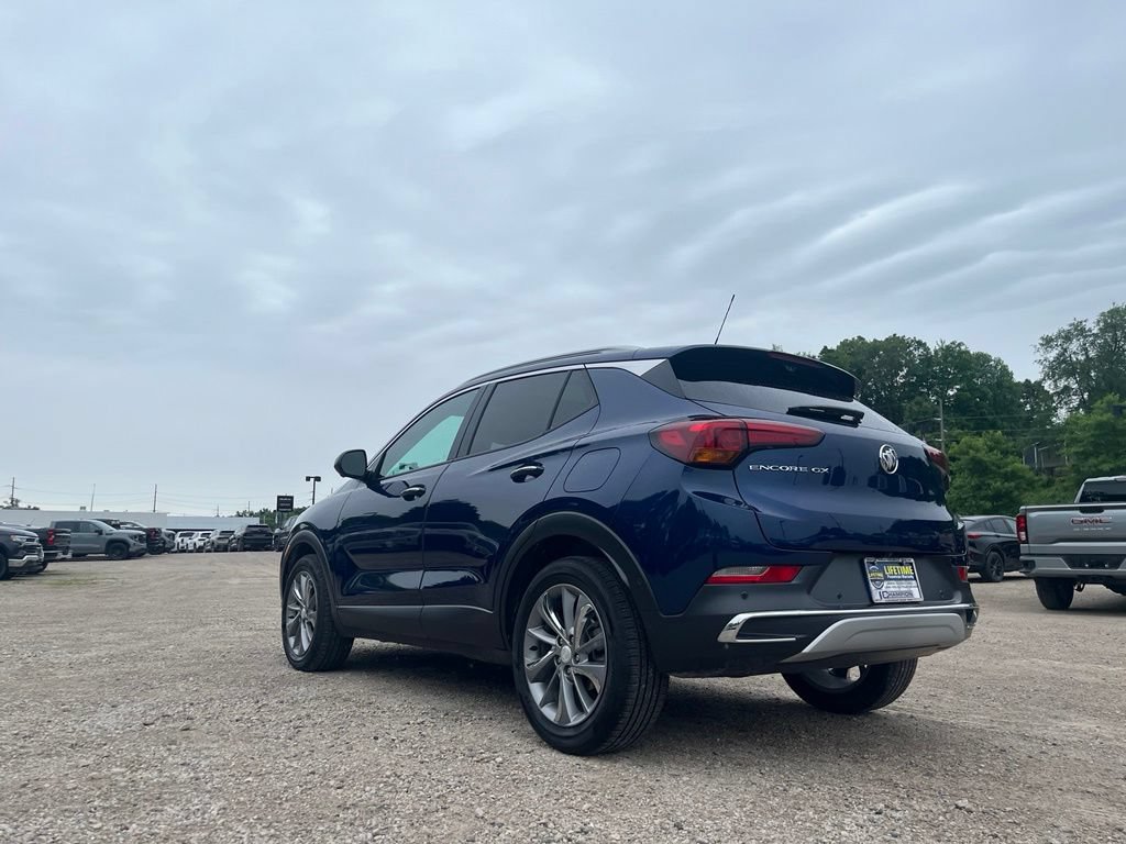 Used 2023 Buick Encore GX Essence w/ Advanced Technology Package FWD image 10