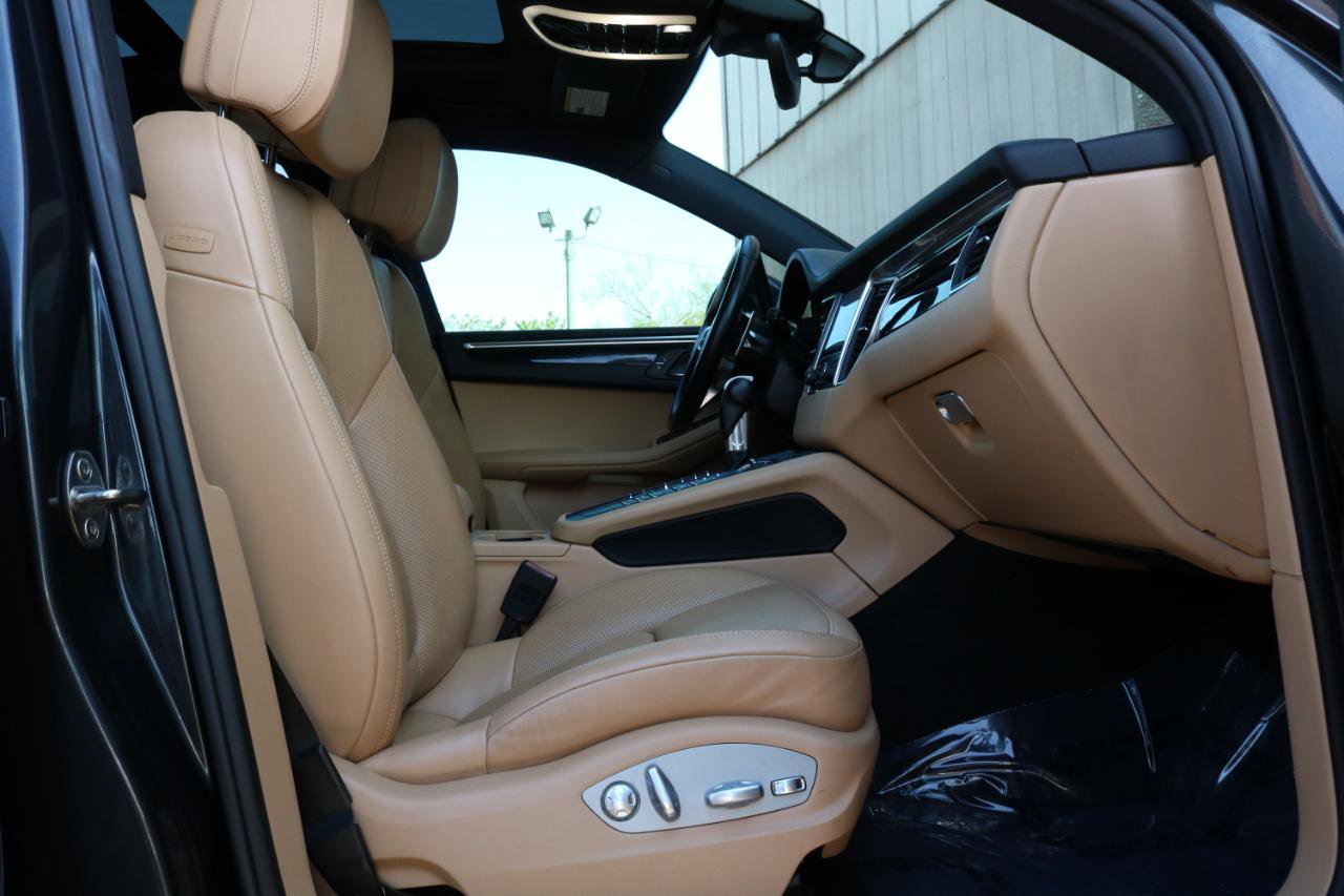 Used 2018 Porsche Macan S AWD/4WD image 55