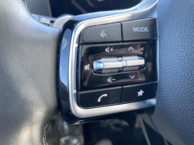 Certified 2024 Kia Sorento SX Prestige image 33