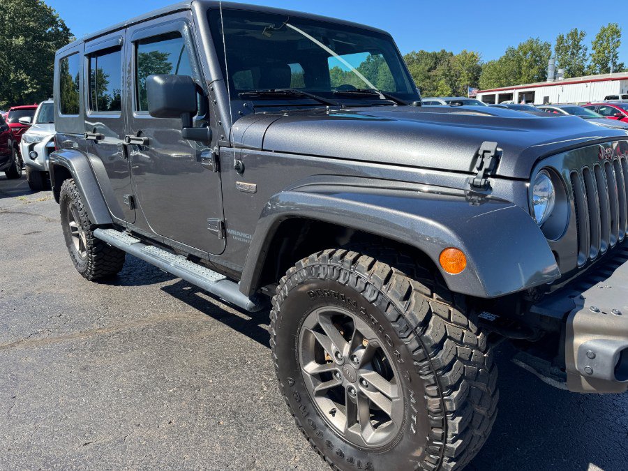 Used 2017 Jeep Wrangler Unlimited Sahara AWD/4WD image 12