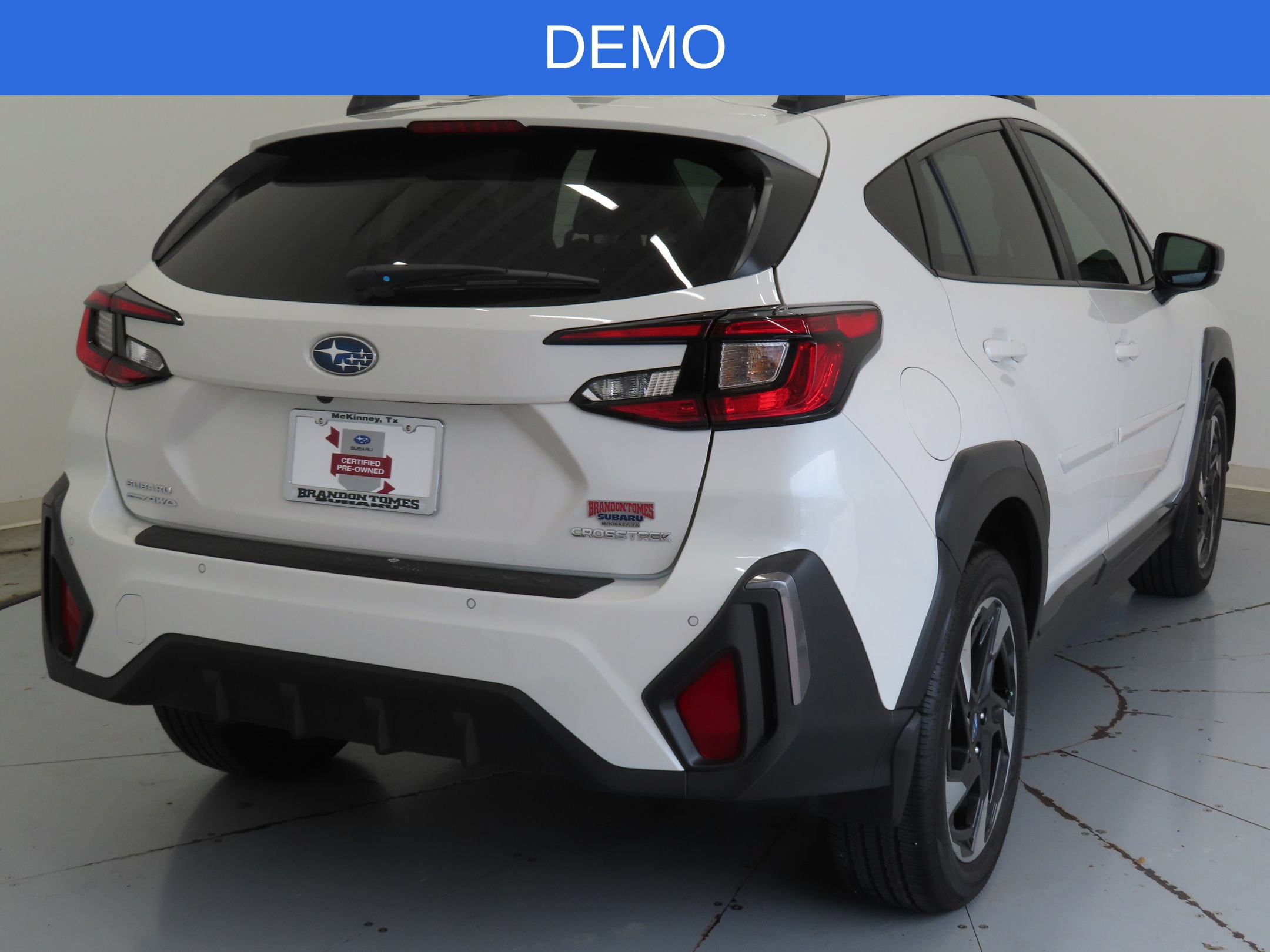 Used 2025 Subaru Crosstrek 2.5i Limited w/ Crosstrek Mirror Package AWD/4WD image 3