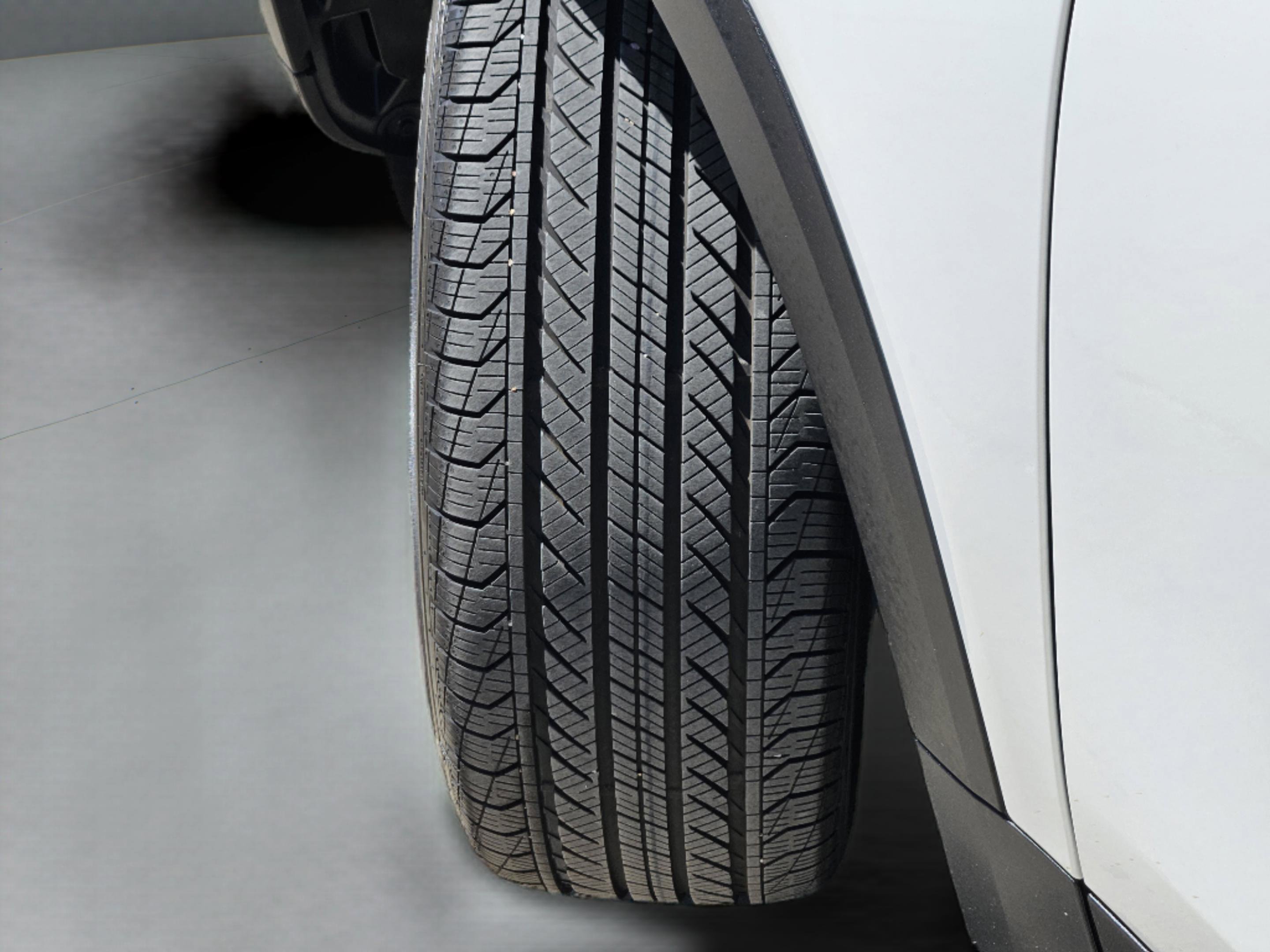 Certified 2026 Mercedes-Benz GLB 250 image 32