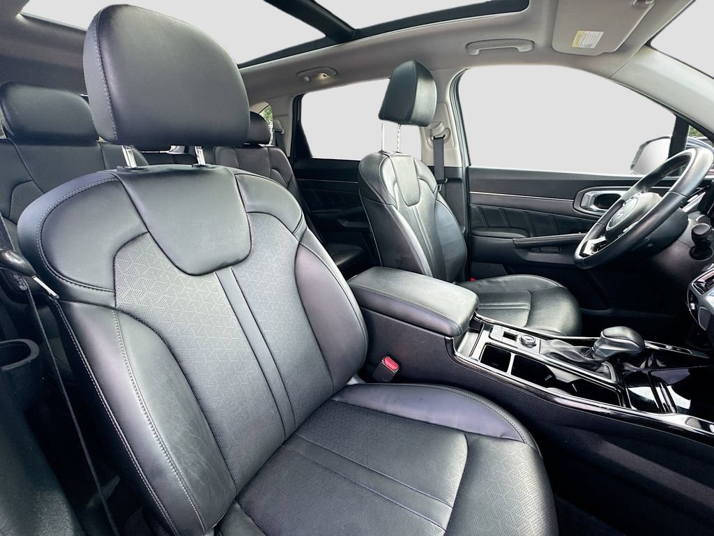 Certified 2023 Kia Sorento SX AWD/4WD image 33