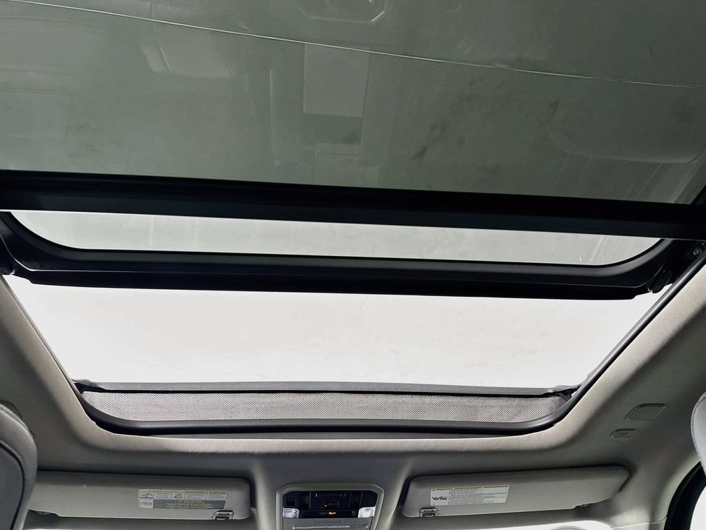 Used 2023 Toyota Sequoia Limited RWD image 28