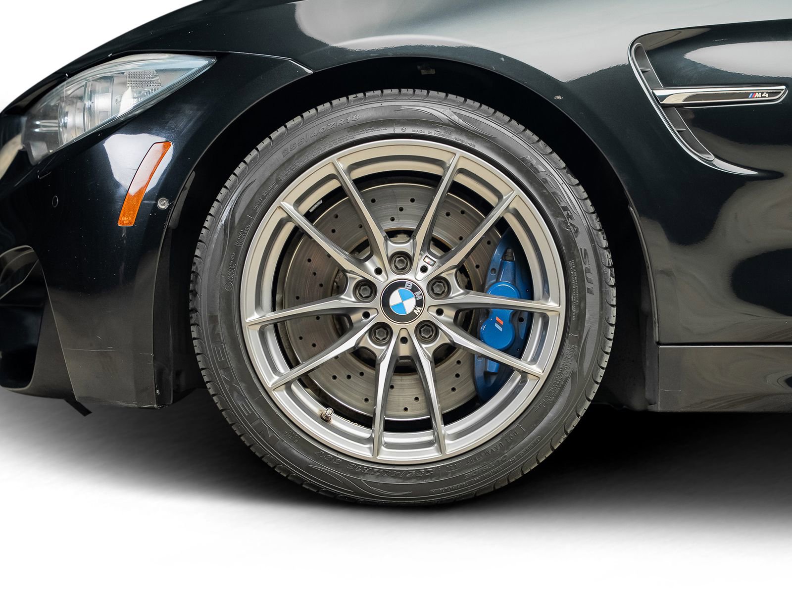 Used 2015 BMW M4 Convertible image 27