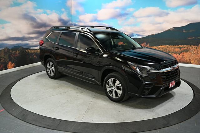 Used 2025 Subaru Ascent Premium AWD/4WD image 2