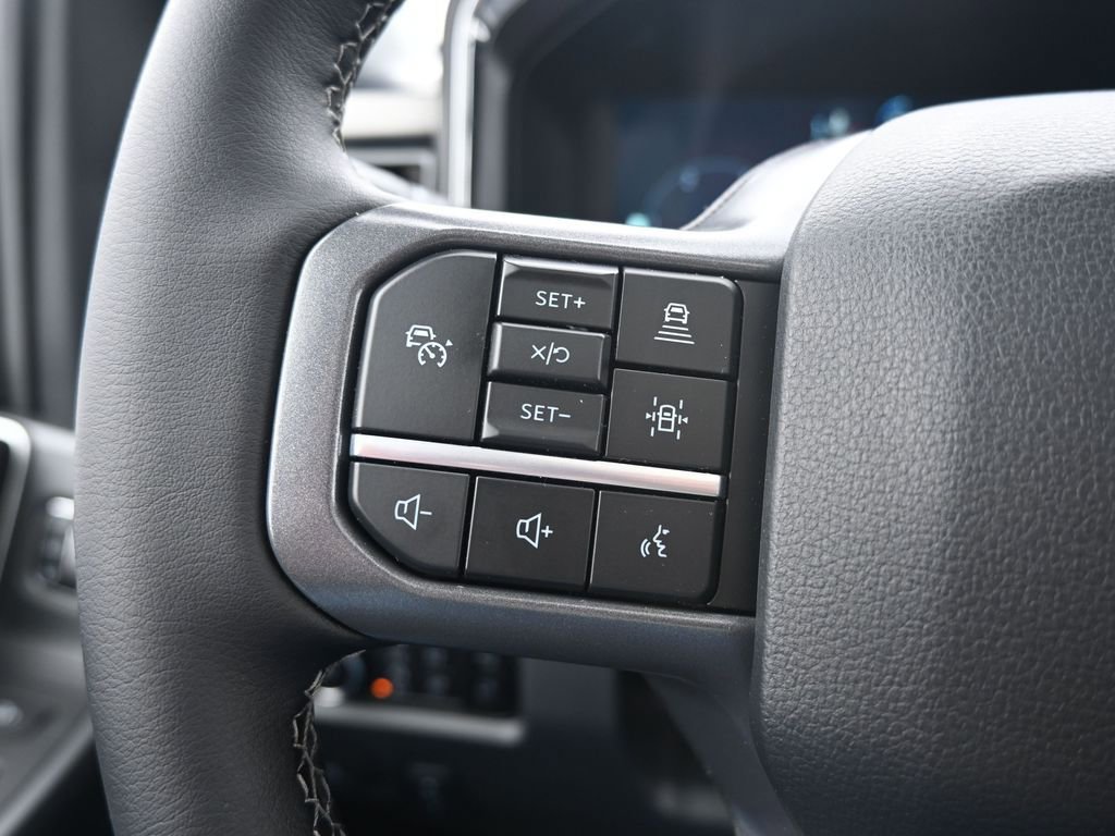 New 2025 Ford F350 Lariat w/ Lariat Ultimate Package image 35