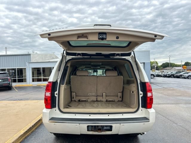 Used 2012 Chevrolet Suburban LTZ AWD/4WD image 10