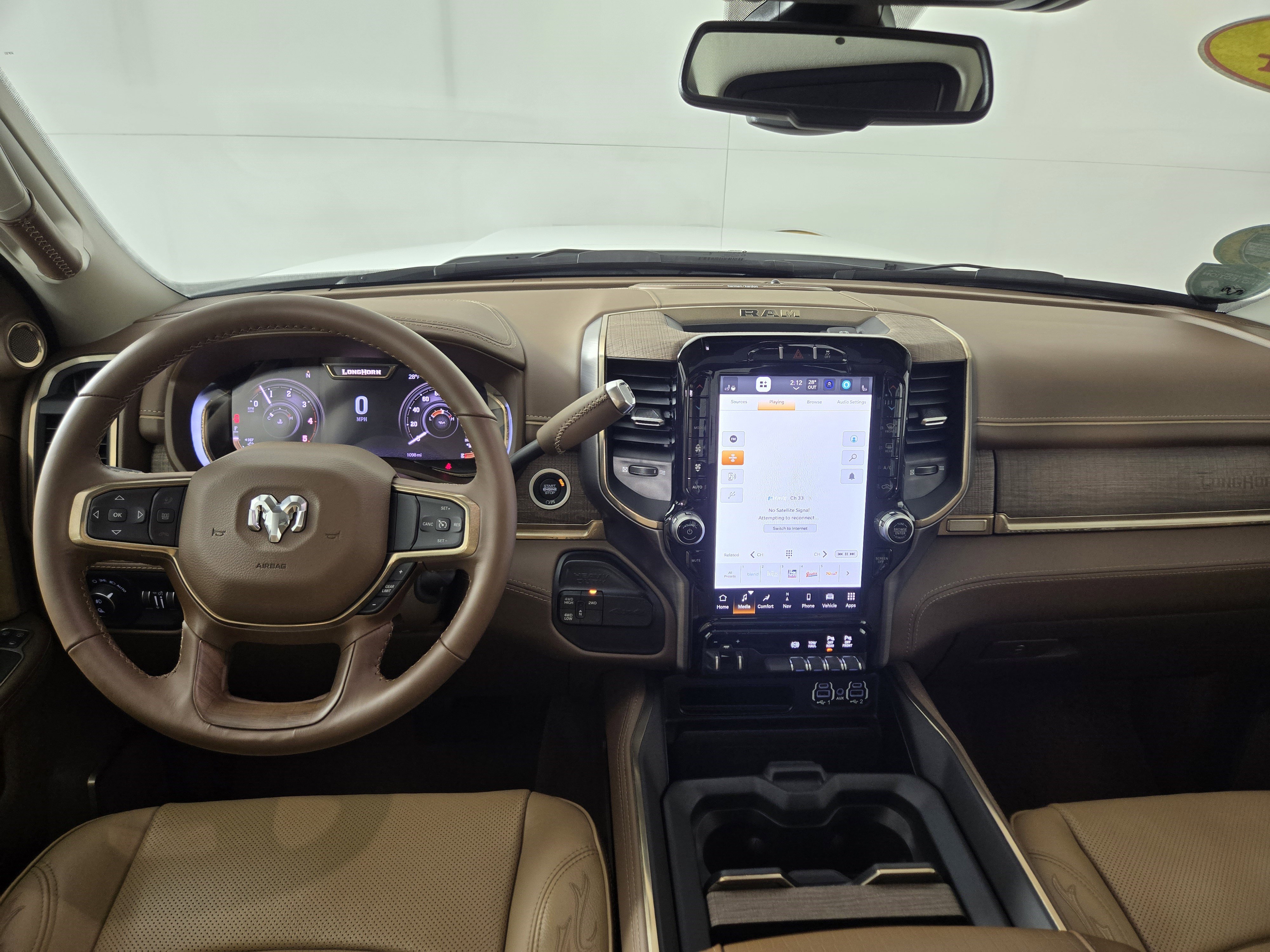 Used 2024 RAM 3500 Limited image 14