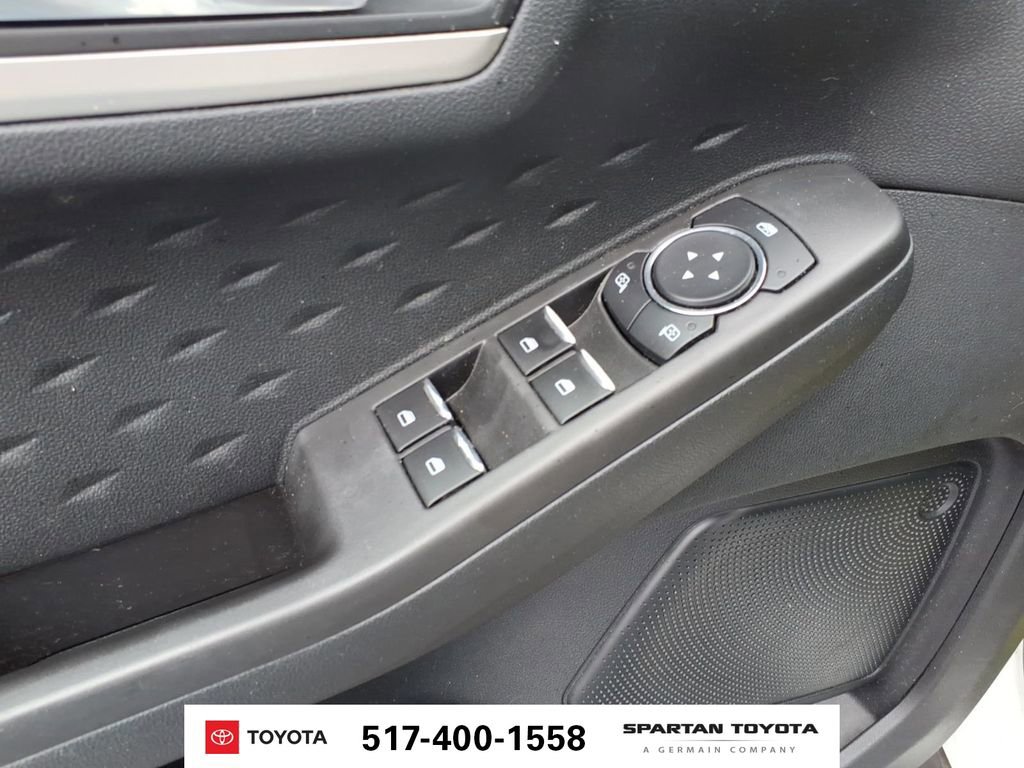 Used 2020 Ford Escape SE AWD/4WD image 17