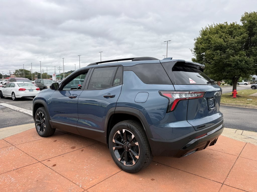 New 2027 Chevrolet Equinox RS FWD image 4