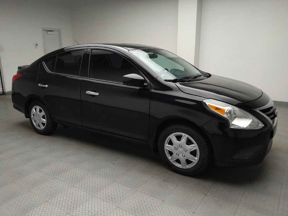 Used 2019 Nissan Versa SV FWD image 11