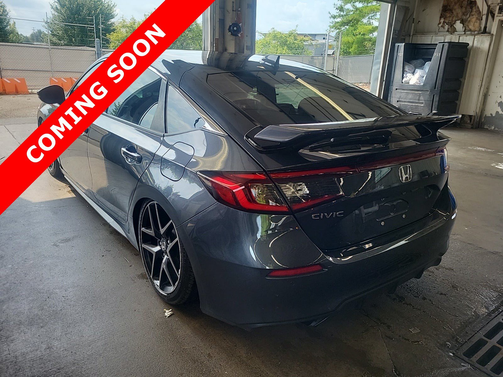 Used 2022 Honda Civic Sport Touring image 3