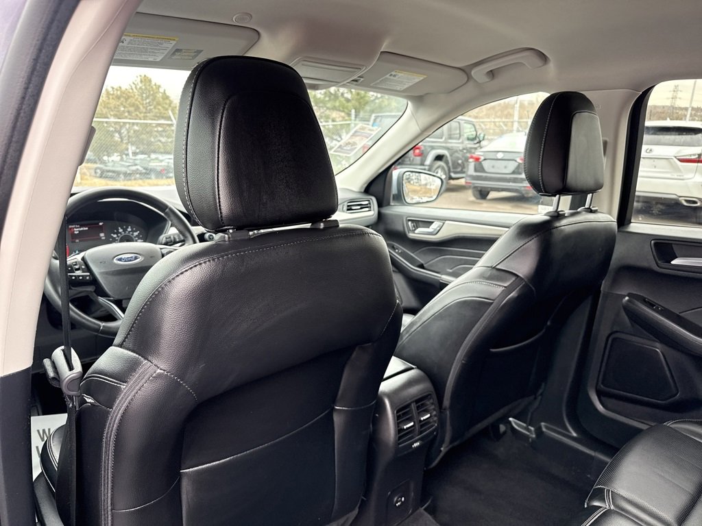 Certified 2022 Ford Escape SEL image 19