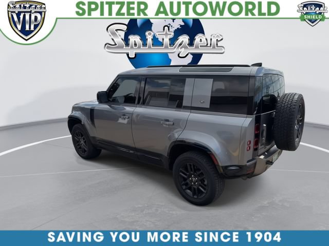 Used 2021 Land Rover Defender 110 X-Dynamic SE AWD/4WD image 7