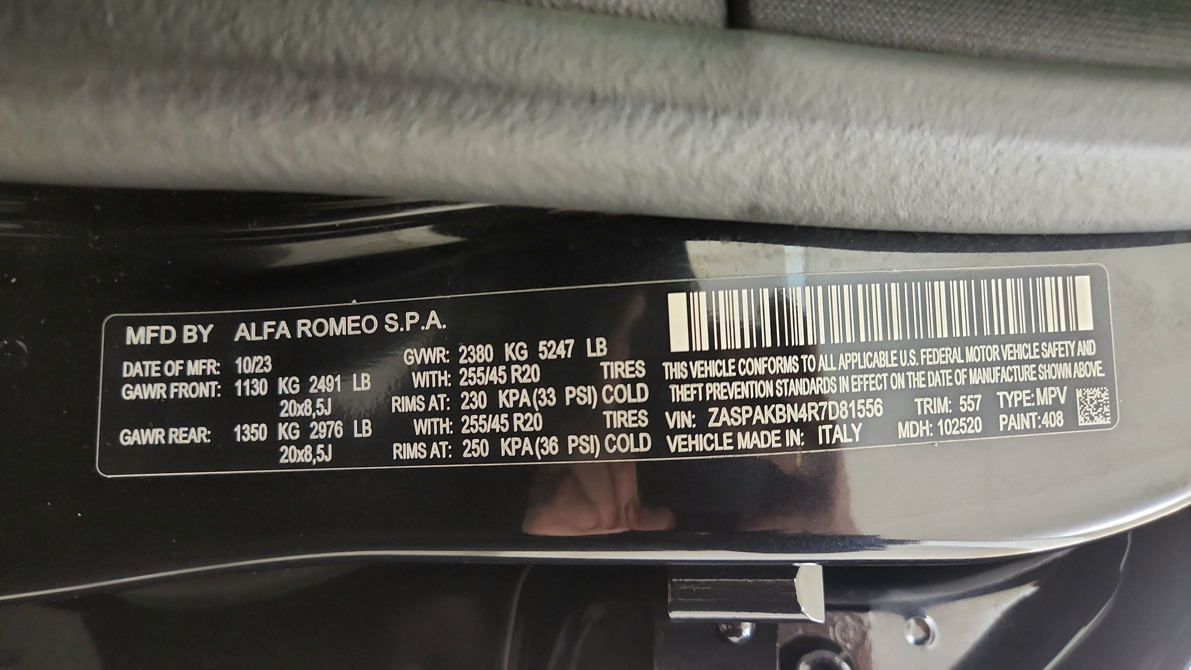 Used 2024 Alfa Romeo Stelvio Veloce AWD/4WD image 19