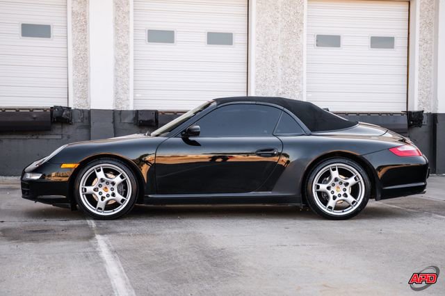 Used 2005 Porsche 911 Carrera image 15