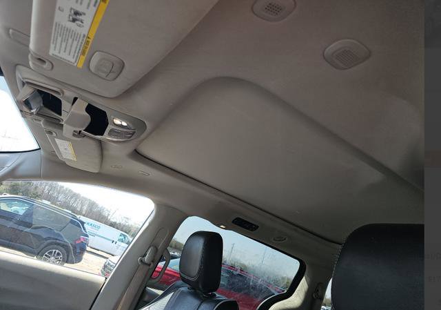 Used 2022 Chrysler Pacifica Limited image 7