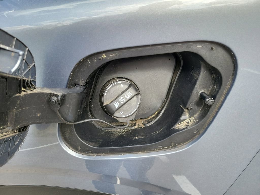 Used 2025 Kia Sportage EX FWD image 33