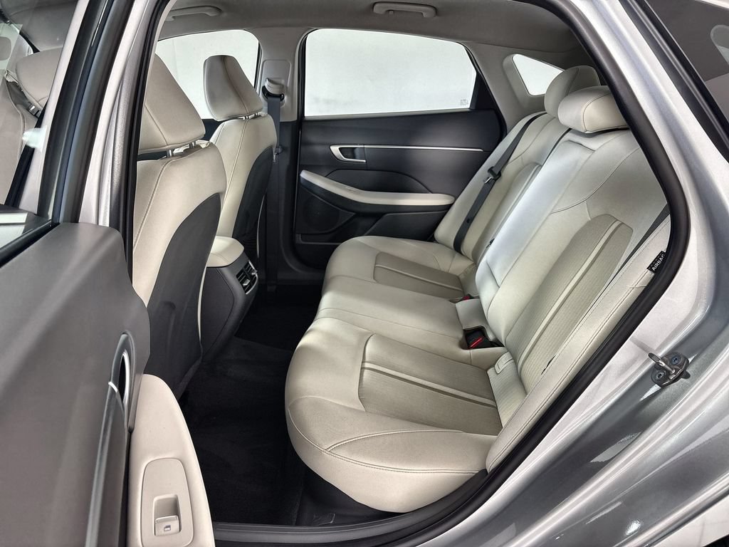 Certified 2025 Hyundai Sonata SEL FWD image 25