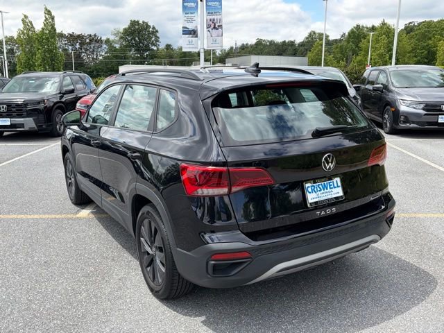 Used 2022 Volkswagen Taos S w/ IQ Drive S Package AWD/4WD image 4