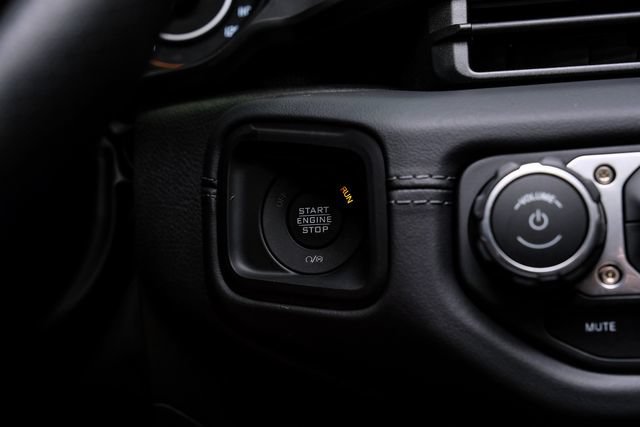 Used 2025 Jeep Wrangler Unlimited Rubicon 392 AWD/4WD image 66