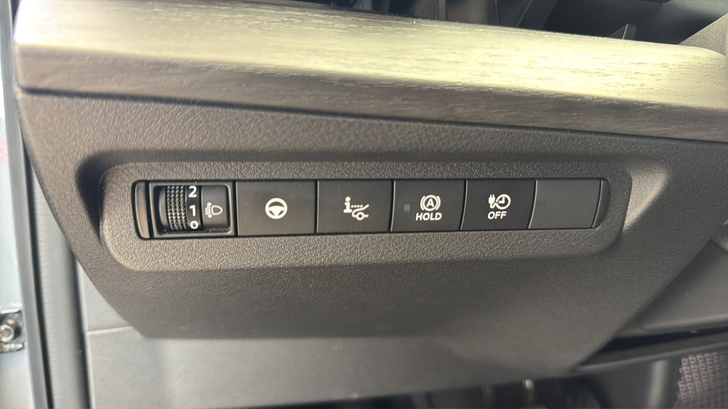 Certified 2023 Nissan Ariya AWD image 24