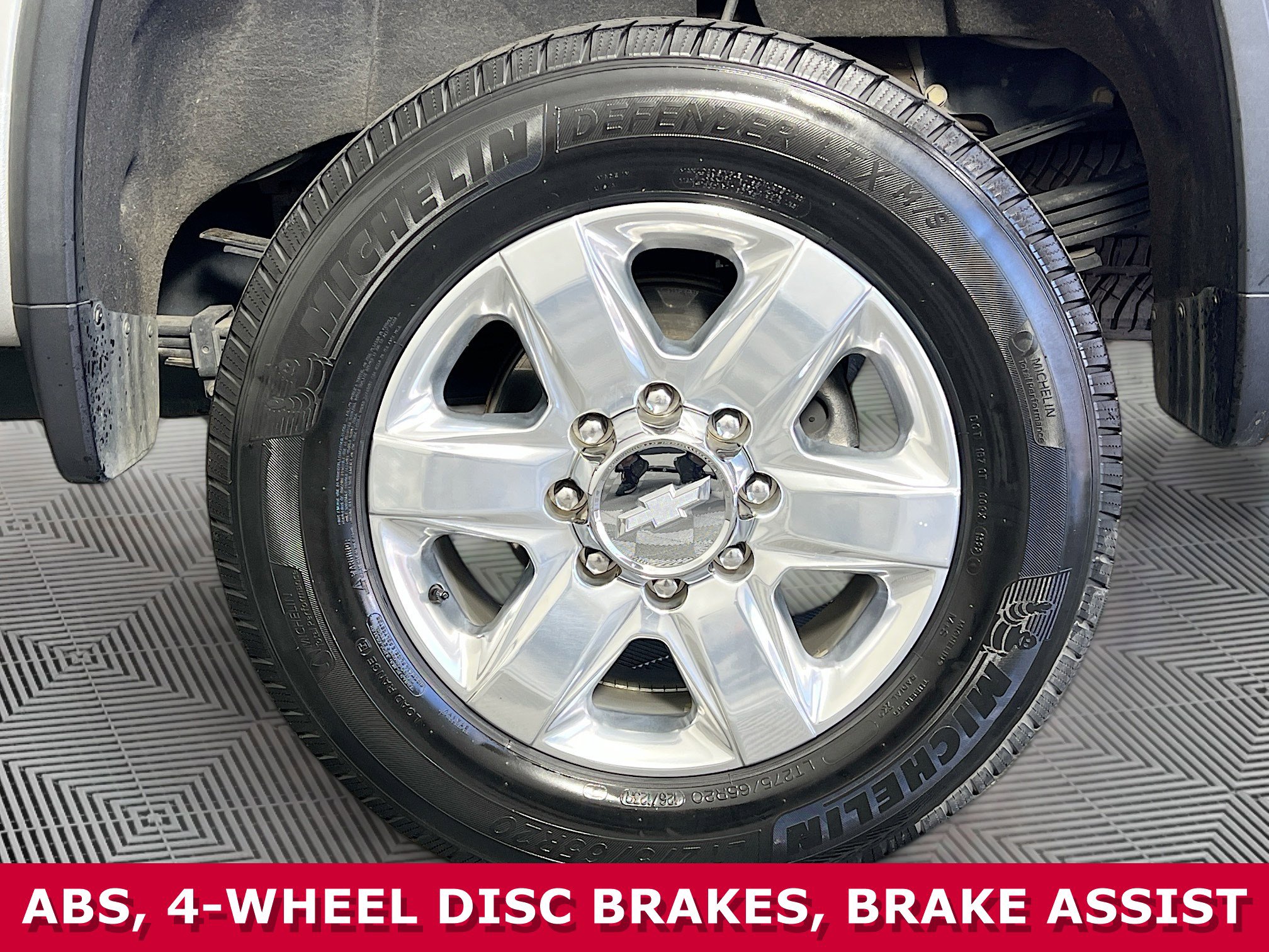 Used 2020 Chevrolet Silverado 3500 LTZ w/ LTZ Premium Package image 37