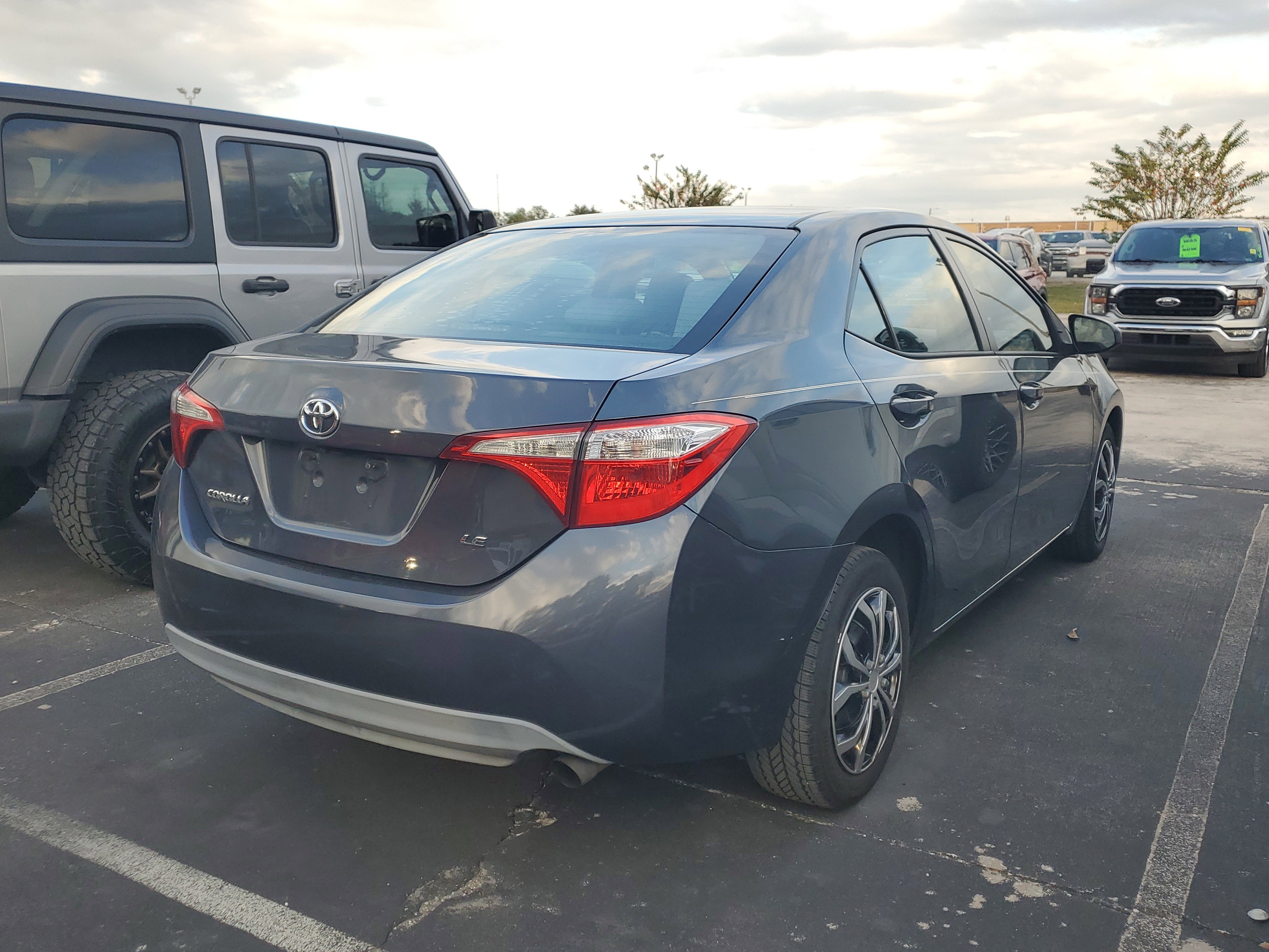 Used 2016 Toyota Corolla LE image 5